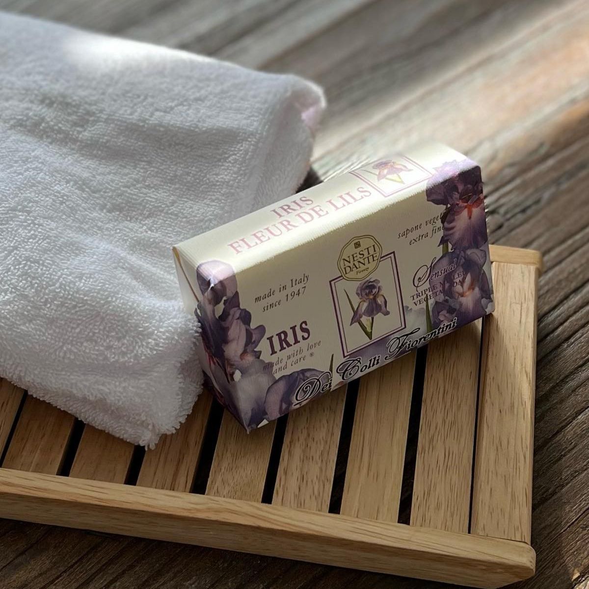 Savon à l'iris Nesti dante fiorentini 250gr.