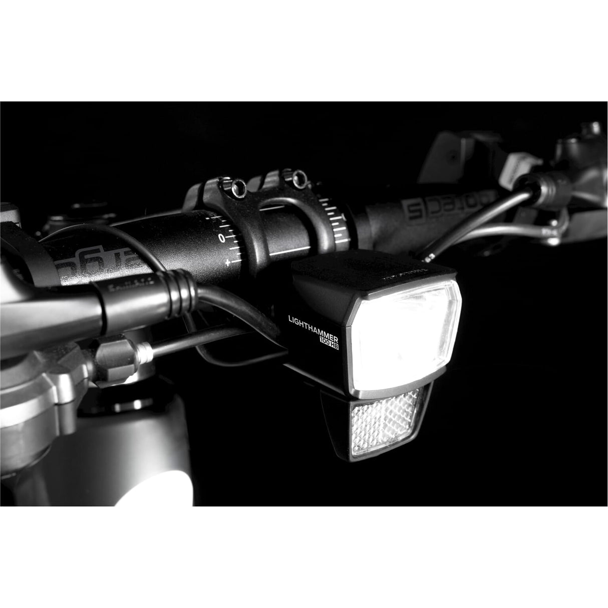 Trelock Headlight Lighthammer LS 890-HB E-B 12V DC 100 Lux