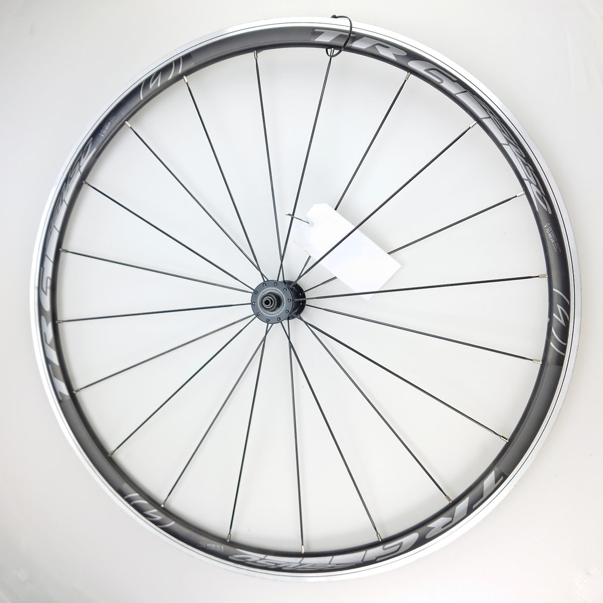 Roue avant 28x3 4 Alu Black Race